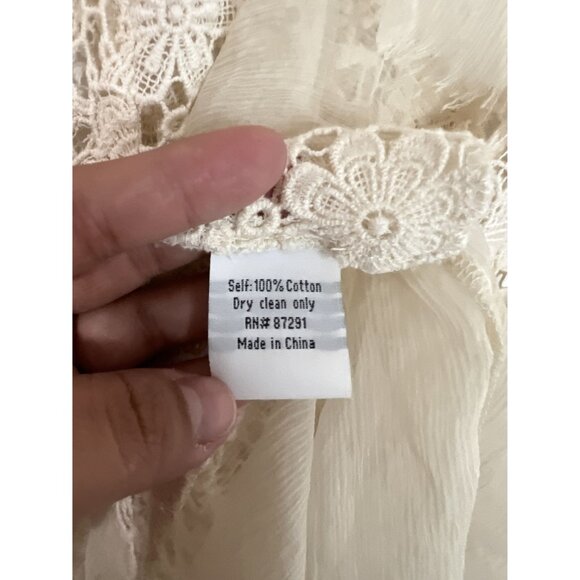 Johnny Was Cream Lace Blouse - Picture 7 of 8